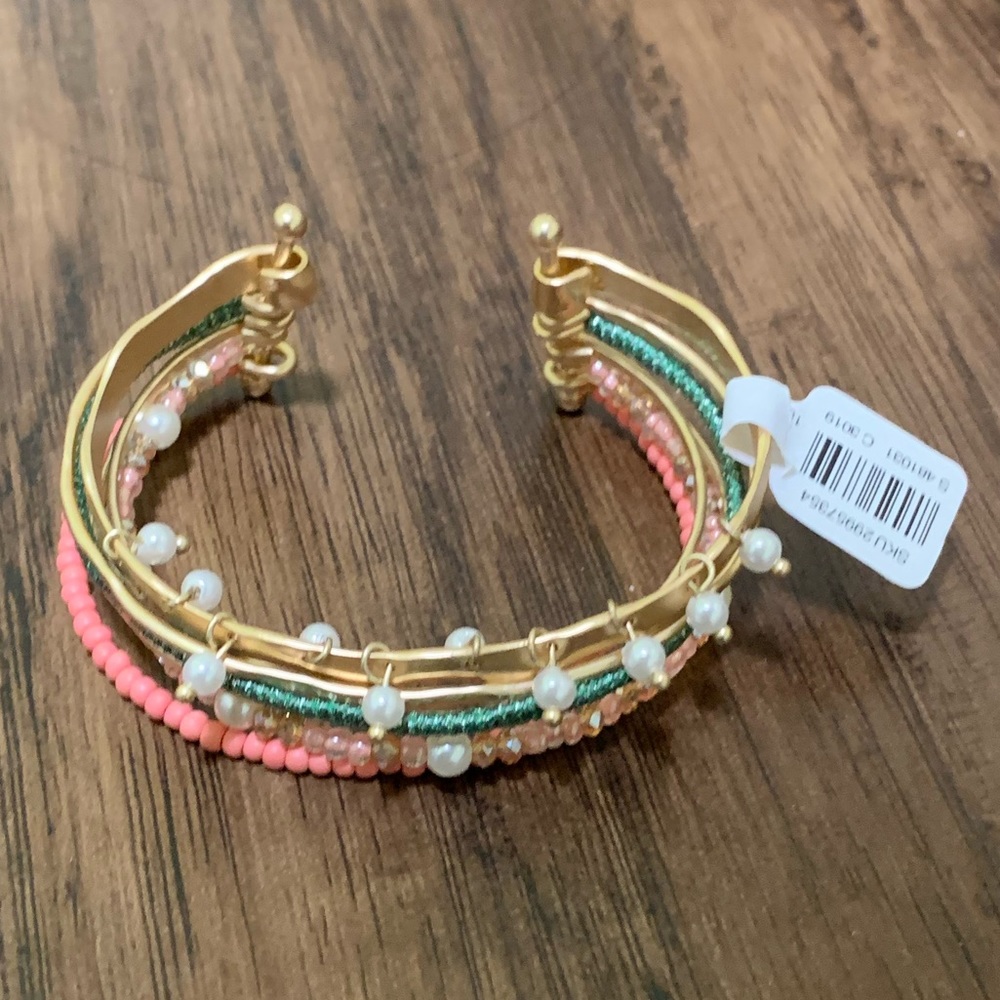 Loft beautiful layered bracelet